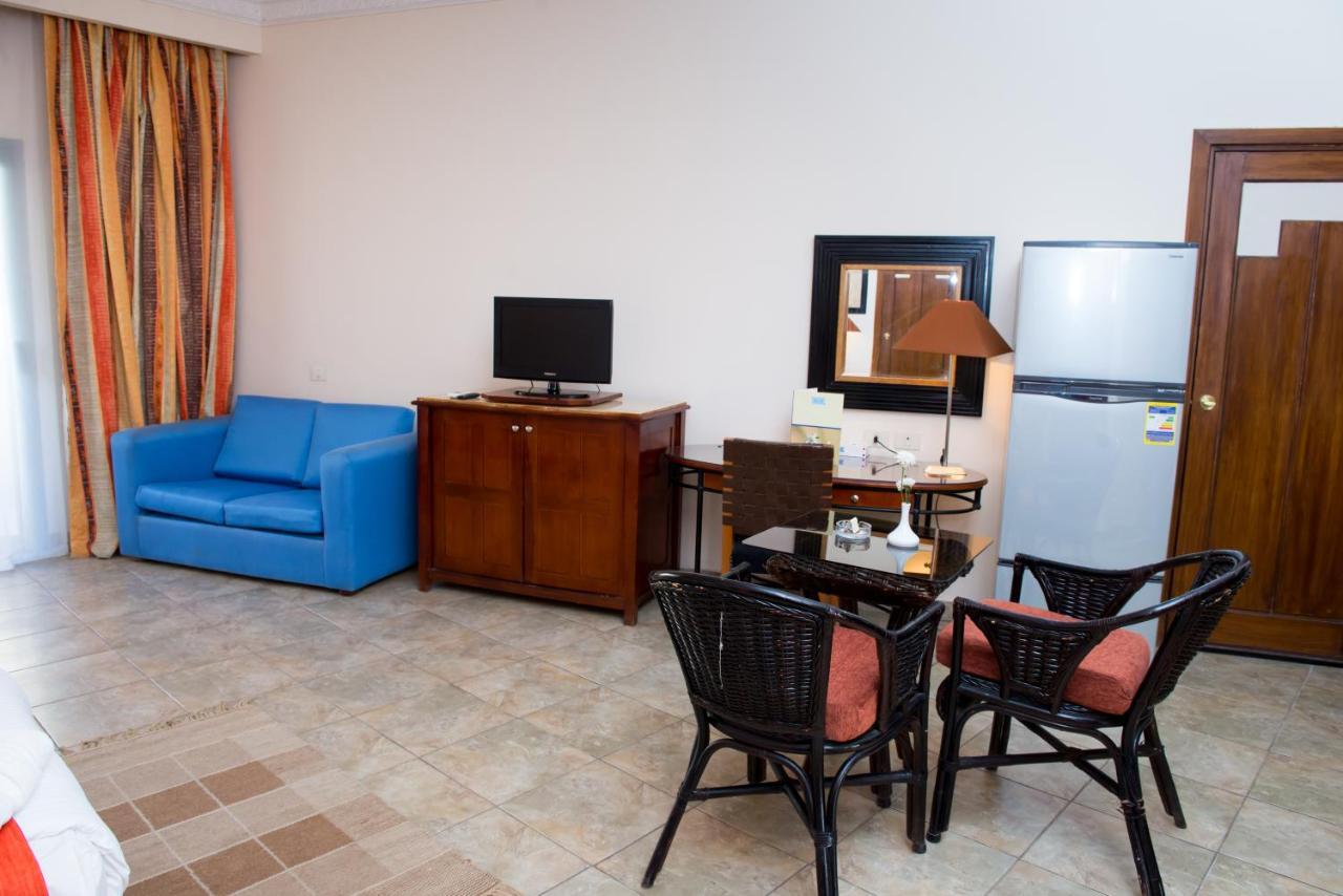 Swiss Inn Plaza Hotel 6th of October City Zewnętrze zdjęcie