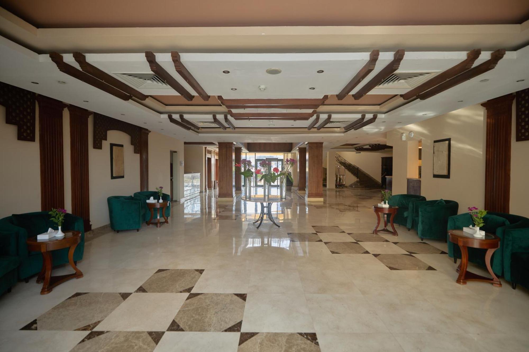 Swiss Inn Plaza Hotel 6th of October City Zewnętrze zdjęcie